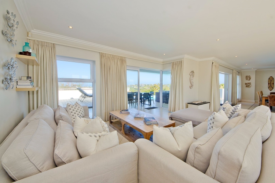 5 Bedroom Property for Sale in Pezula Golf Estate Western Cape